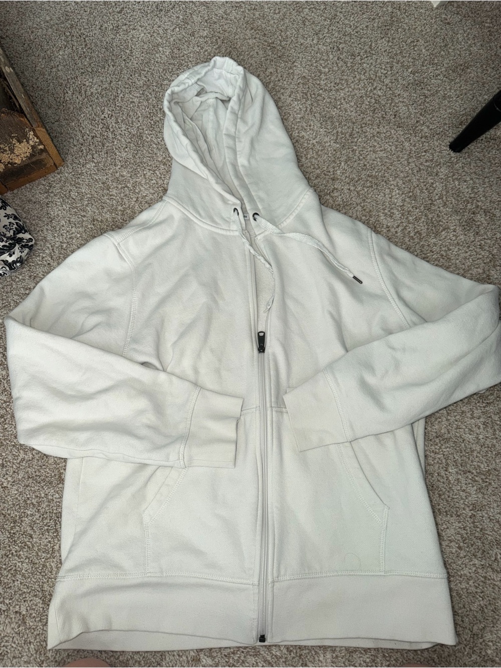 Amazon Essentials Cream Full-Zip Hooded Sweatshirt